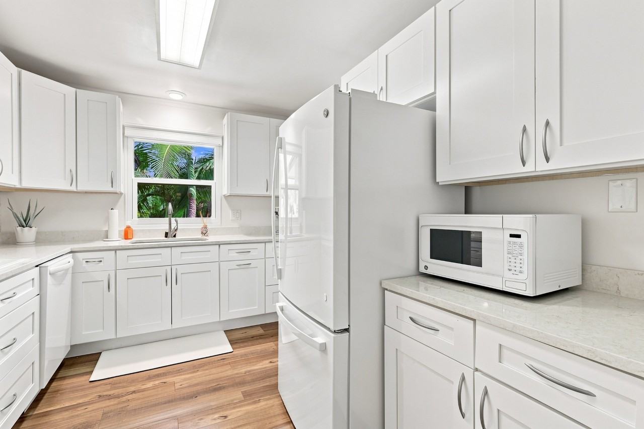 700 Longboat Ct - Photo 6 of 32