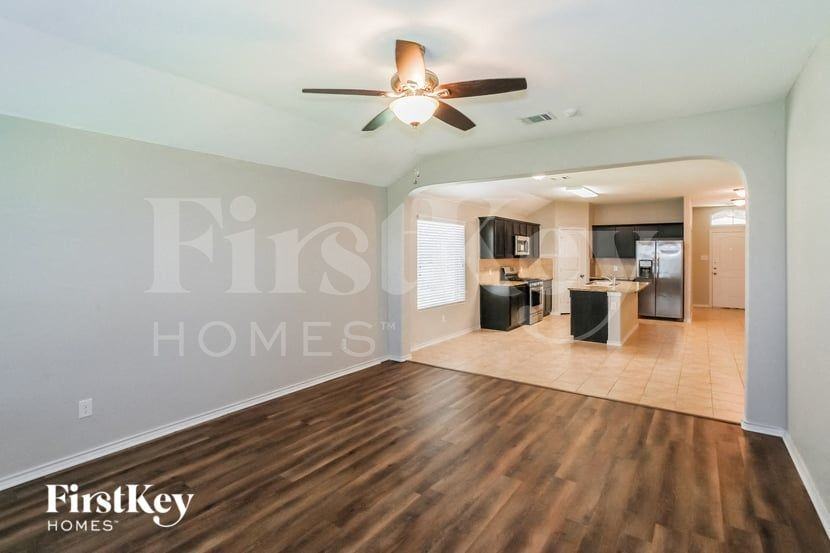 4205 Gallowgate Dr - Photo 3 of 16
