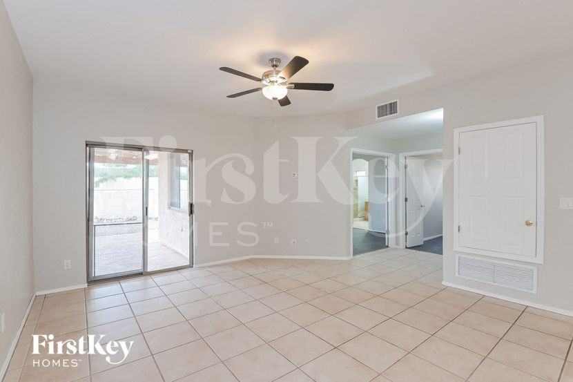 3684 S Escalante Oasis Pl - Photo 4 of 15