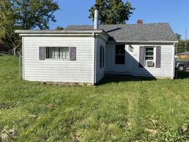 featured image of 4201 E Lynn St