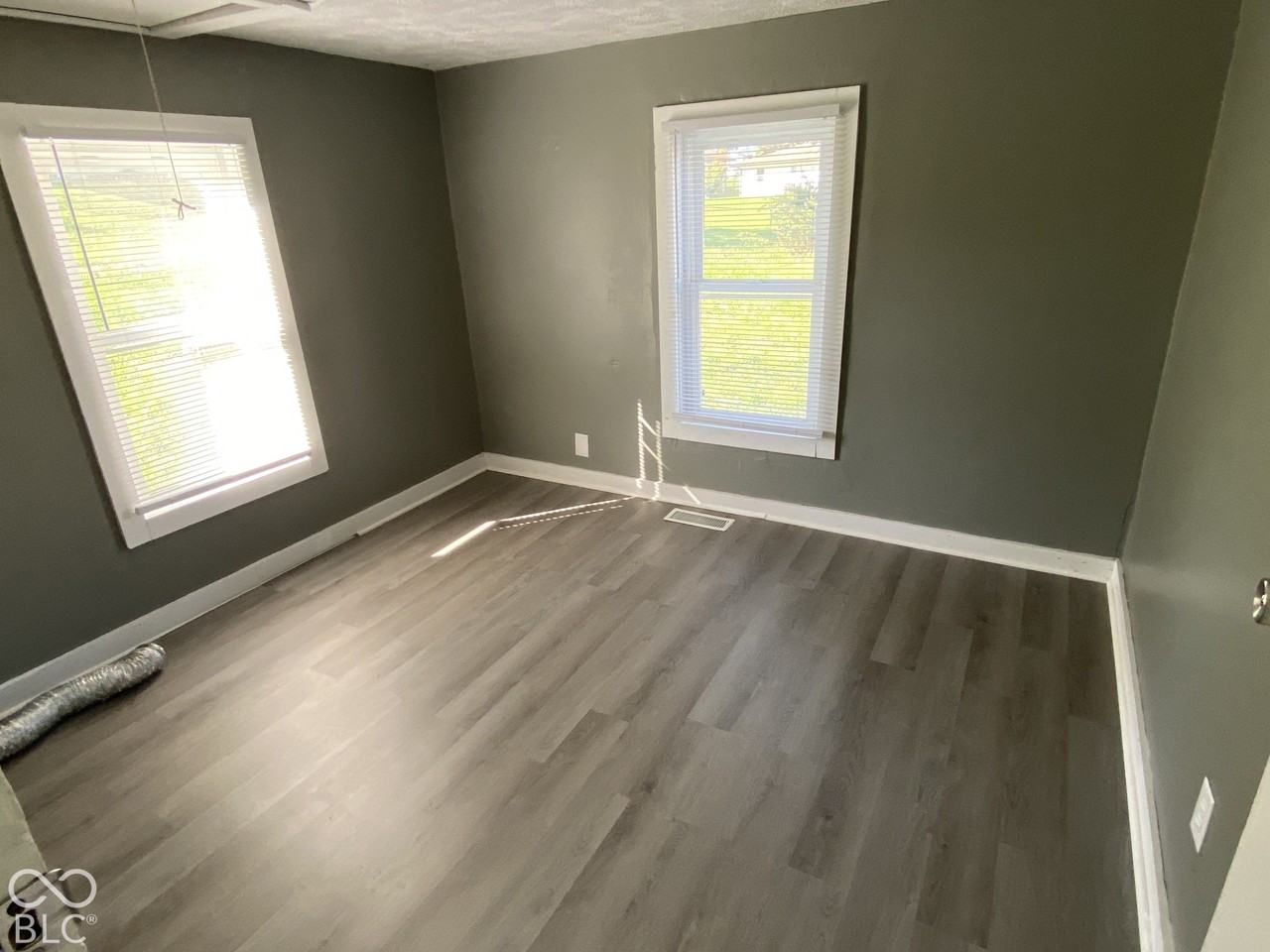 4201 E Lynn St - Photo 7 of 15