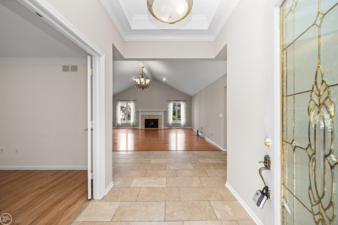 54774 Ashley Lauren Dr - Photo 3 of 50