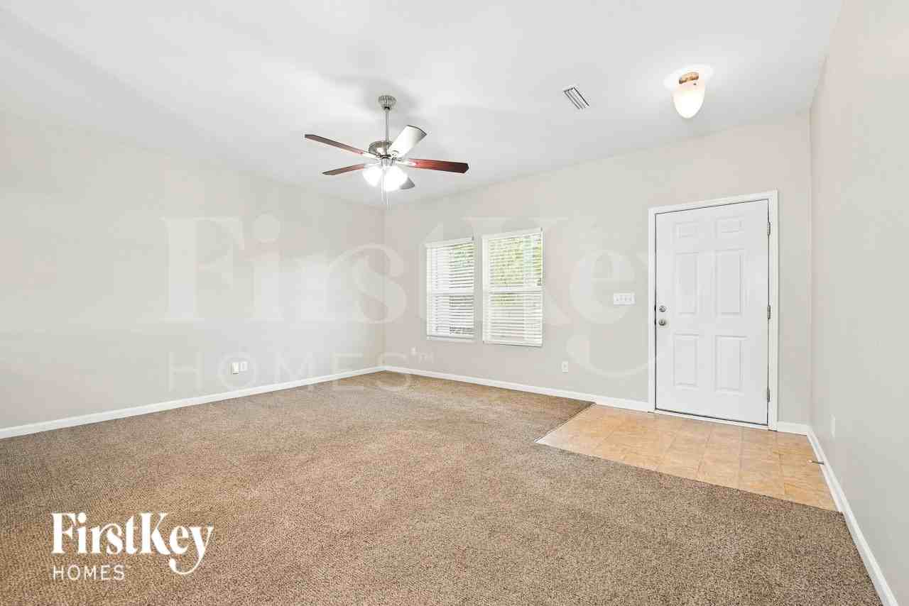 504 Landis Oak Way - Photo 3 of 16
