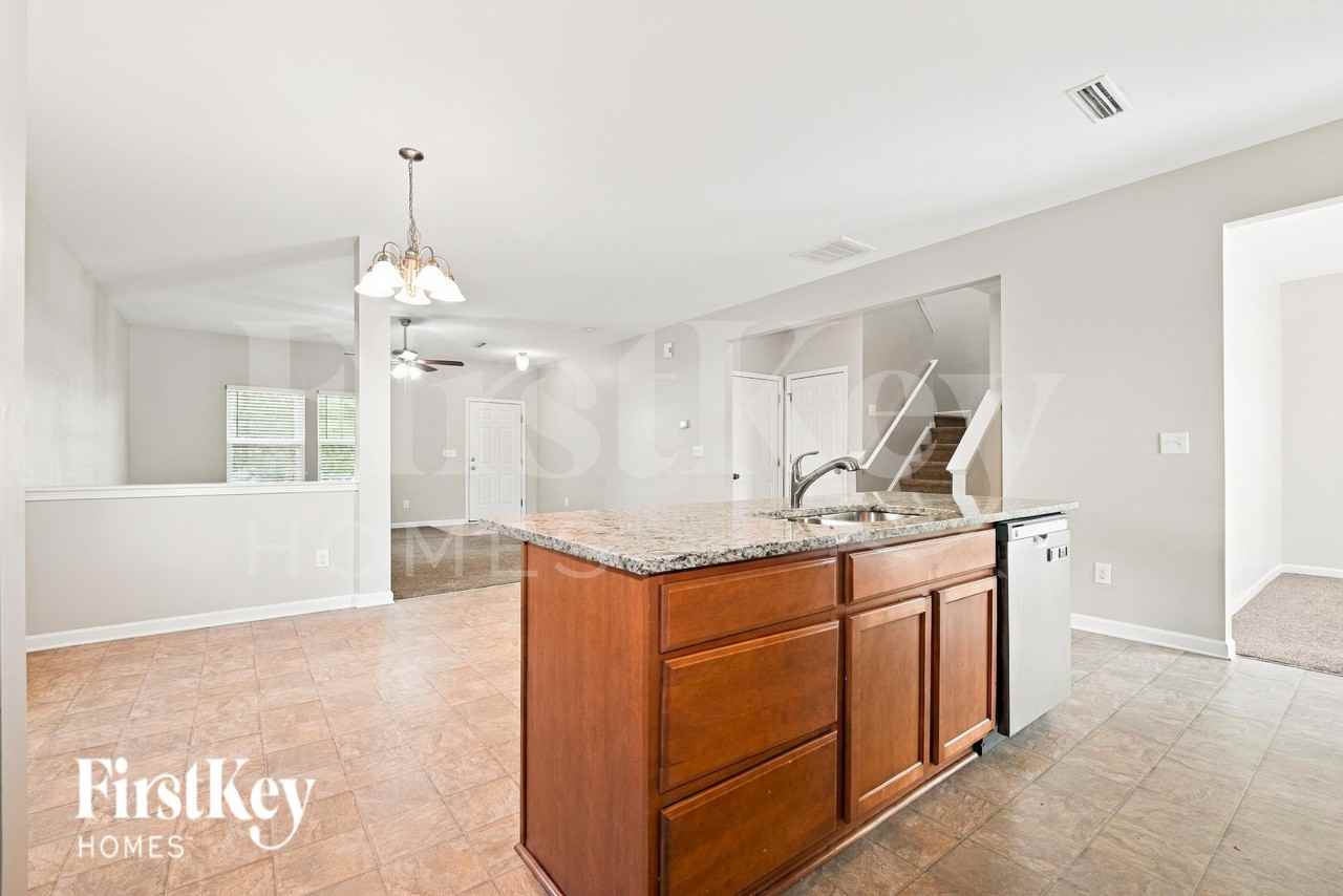 504 Landis Oak Way - Photo 6 of 16