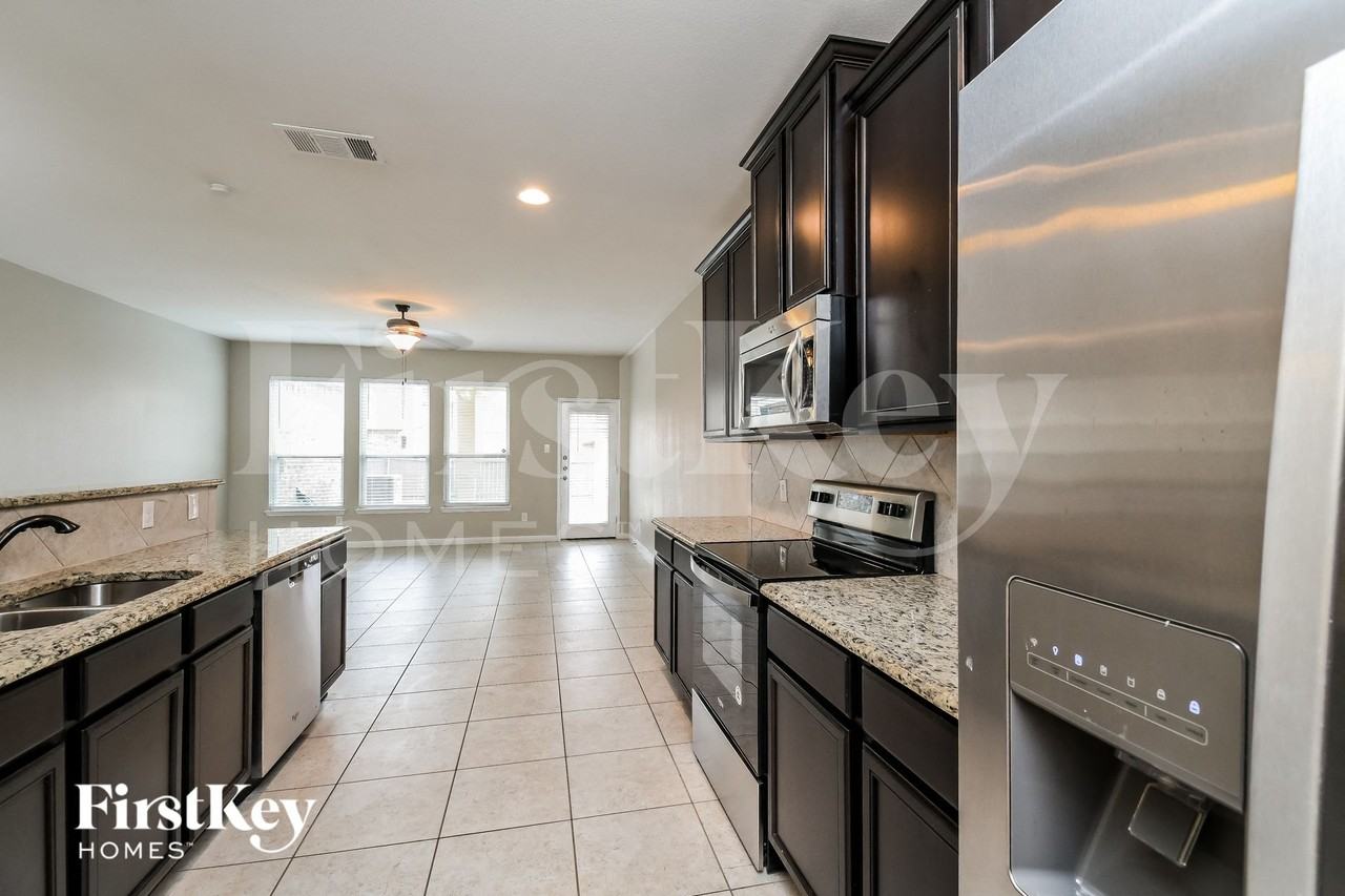 123 Parks Branch Rd - Photo 6 of 15