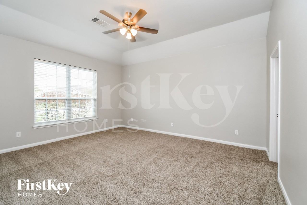 123 Parks Branch Rd - Photo 7 of 15
