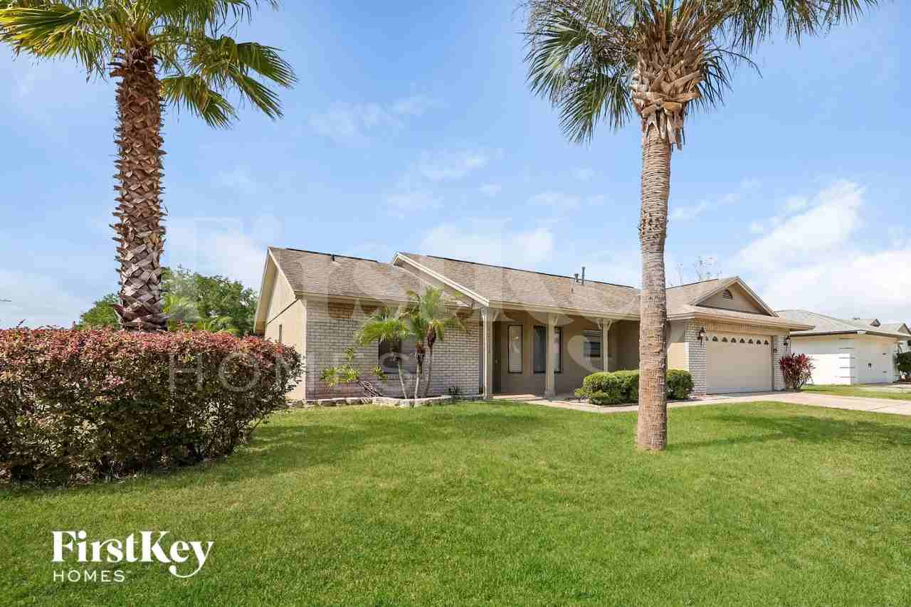 12212 Romero St - Photo 2 of 15
