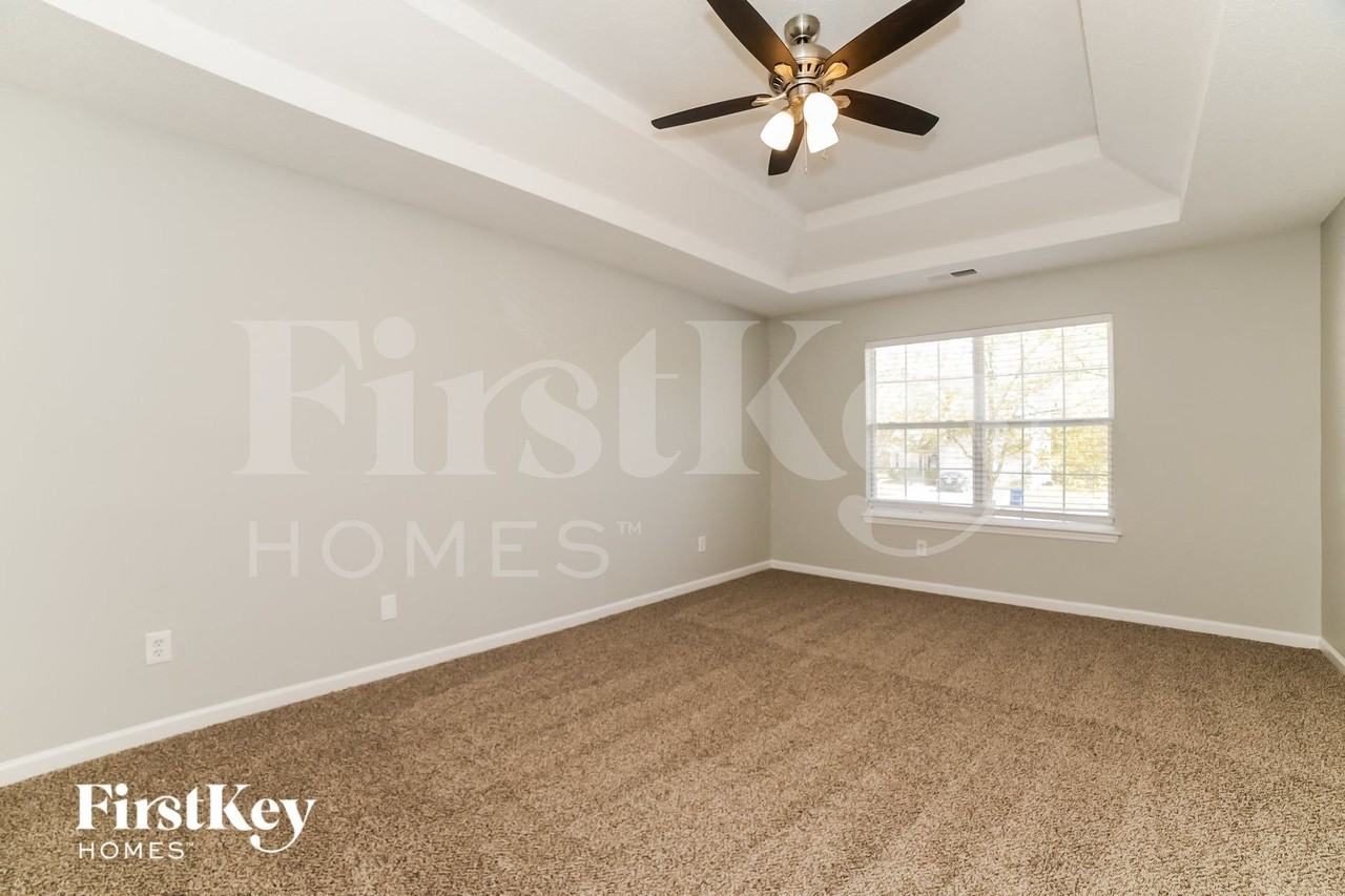 4425 Pipestone Pl - Photo 6 of 15