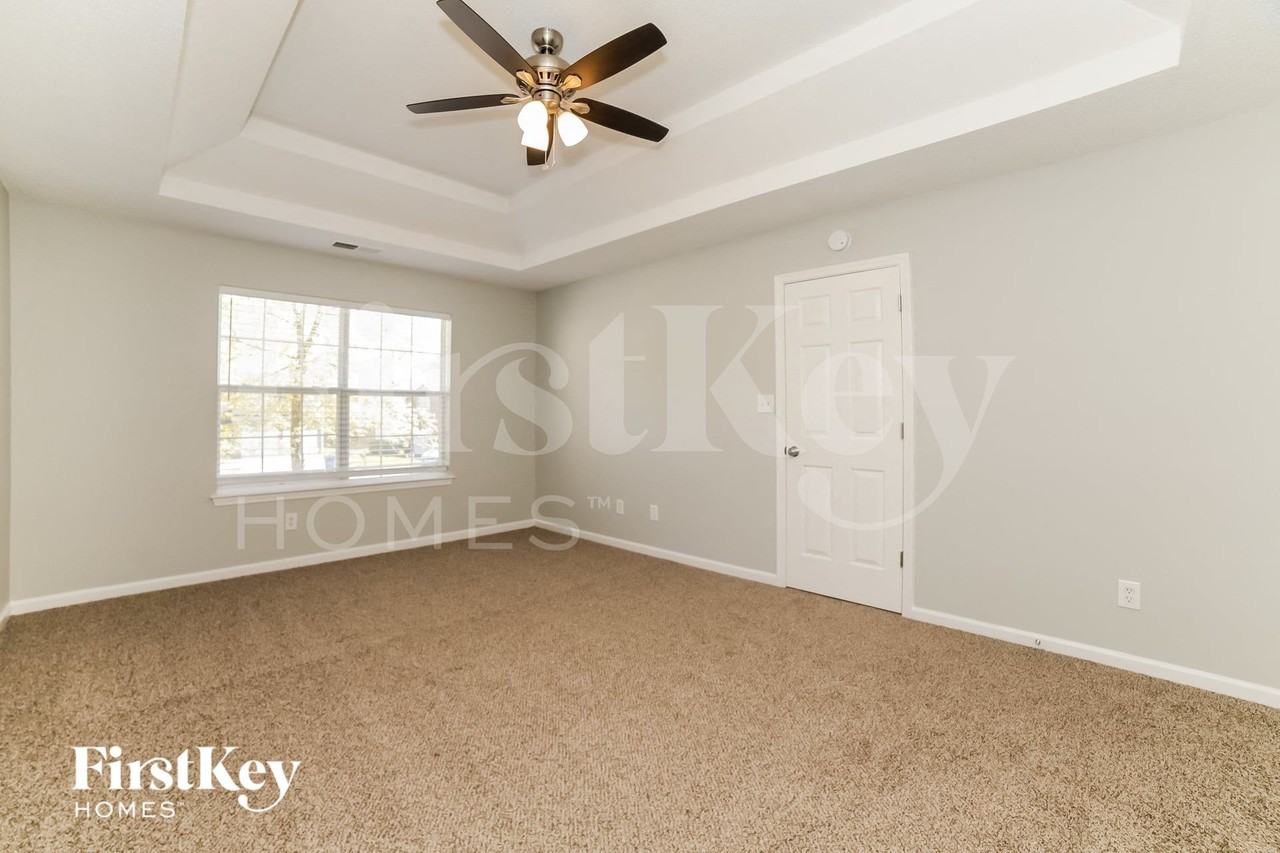 4425 Pipestone Pl - Photo 7 of 15