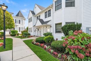 22 Ridgewood Dr - Photo 1 of 1