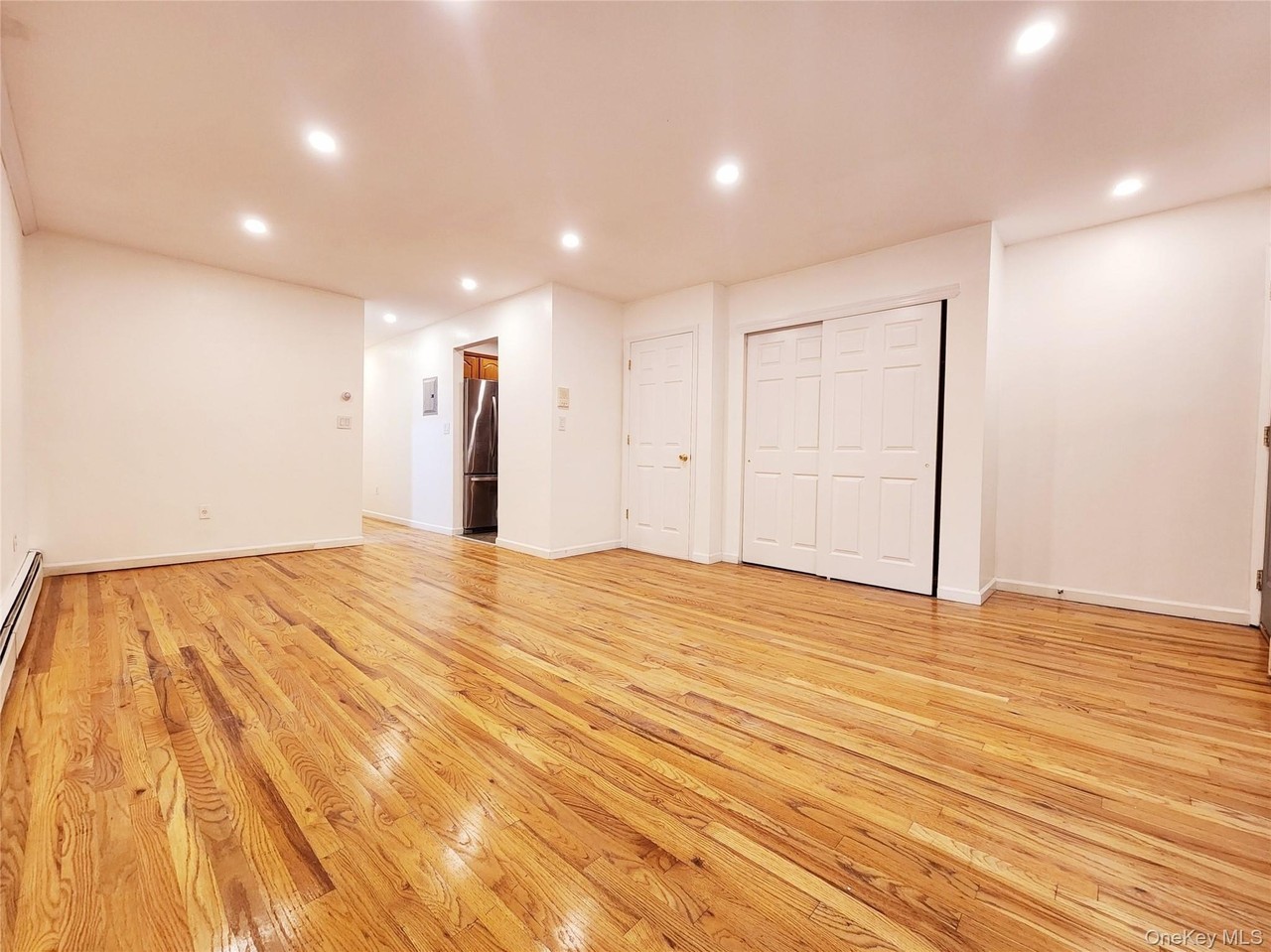 9408 89th Ave #1stFL - Photo 7 of 18