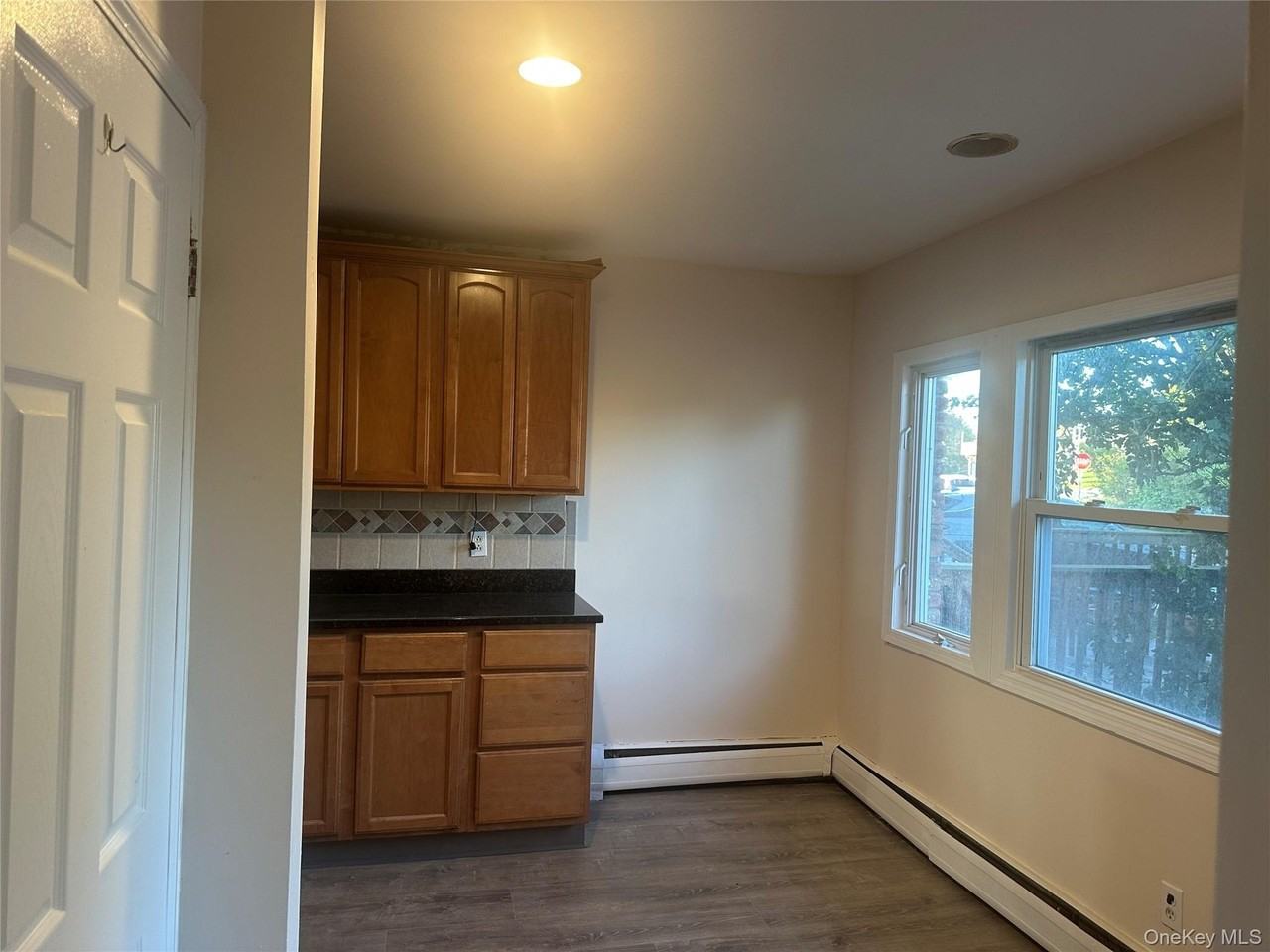 8 Patio Rd - Photo 2 of 10