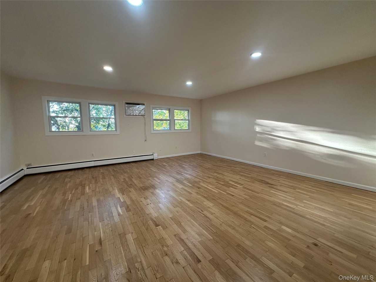 8 Patio Rd - Photo 3 of 10