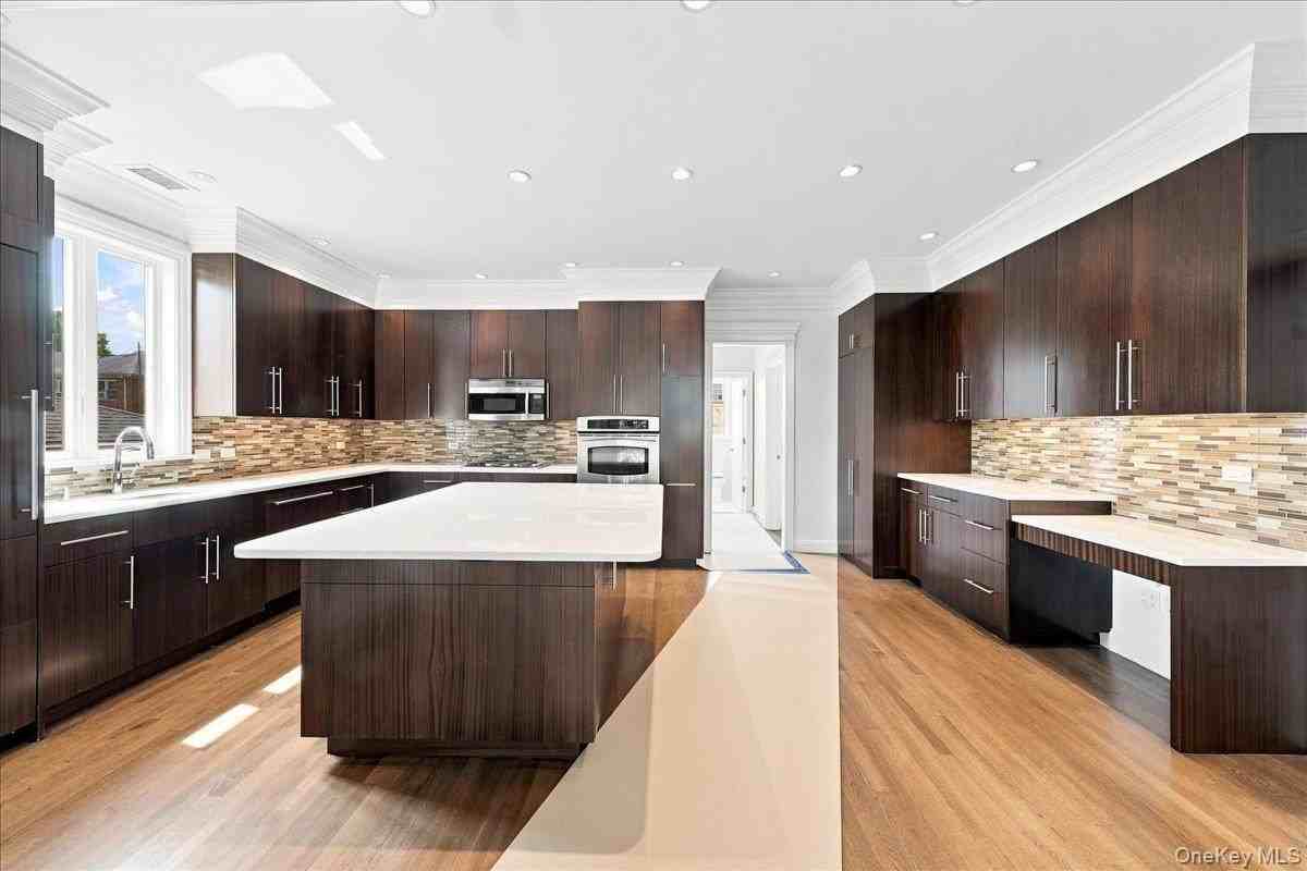 3533 Ropes Ave - Photo 3 of 19