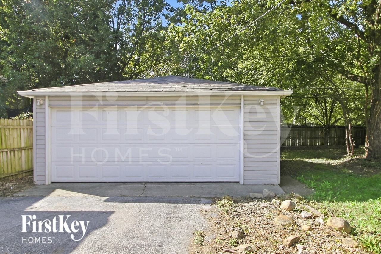7932 Newland Ave - Photo 2 of 19
