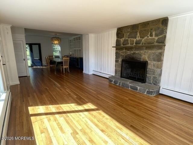 475 Locust Point Rd - Photo 5 of 17