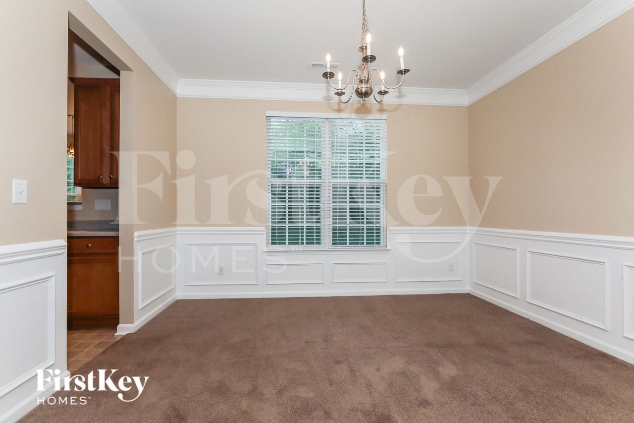 4819 Eagle Creek Dr - Photo 5 of 15