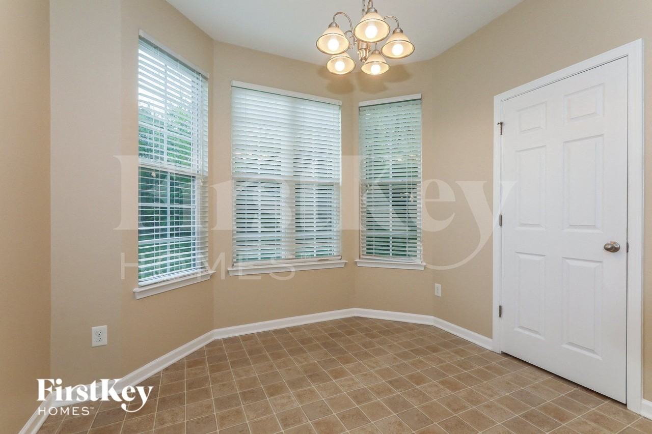 4819 Eagle Creek Dr - Photo 6 of 15