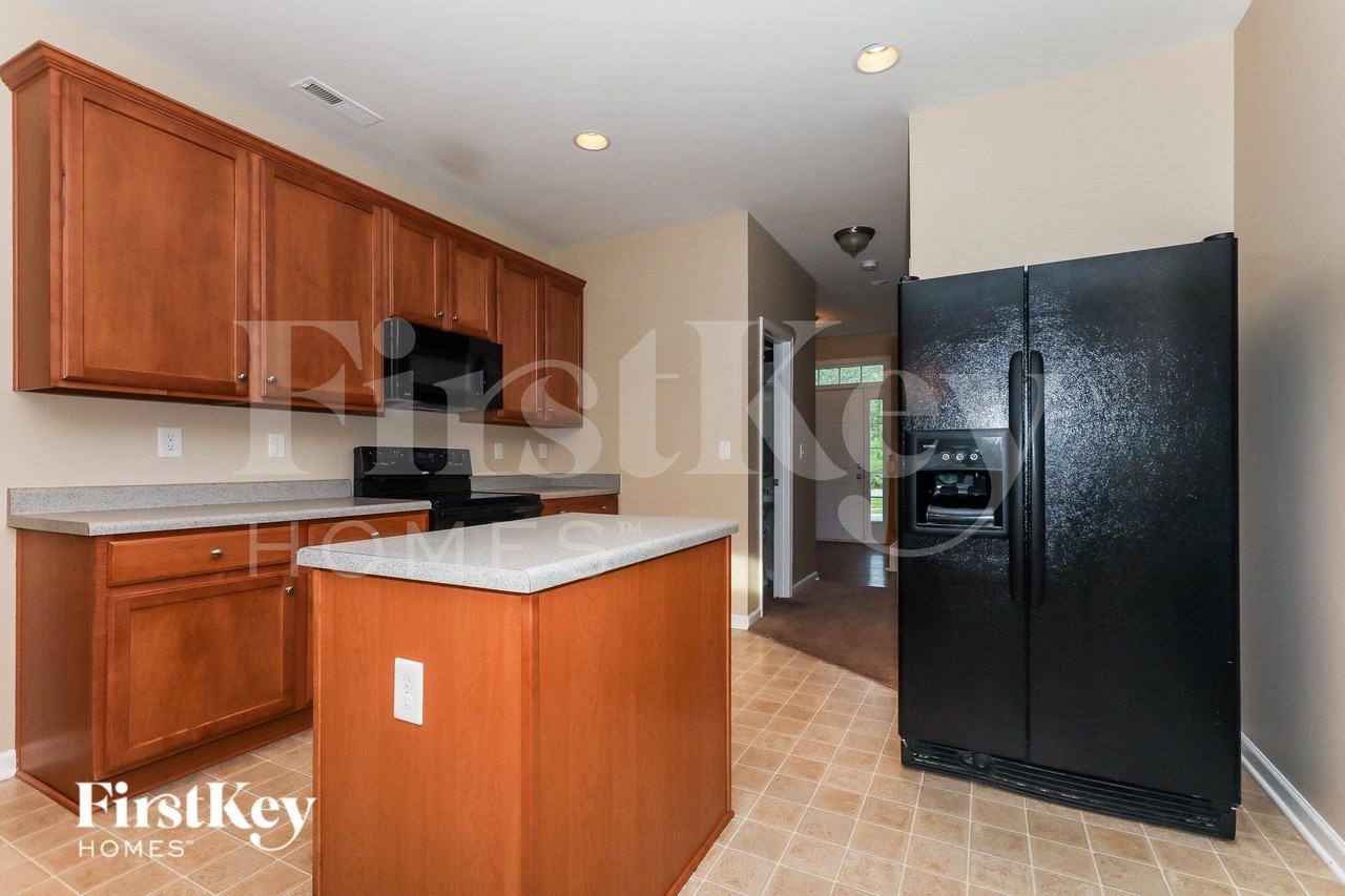 4819 Eagle Creek Dr - Photo 7 of 15