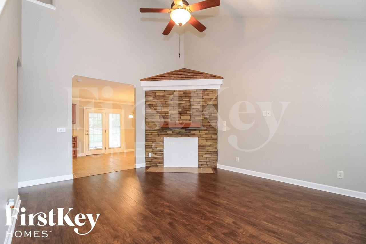 4809 Bridgton Place Dr - Photo 4 of 15