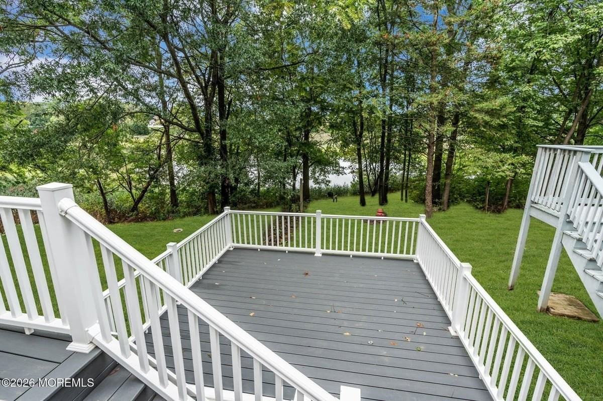 9 Gull Way - Photo 2 of 34