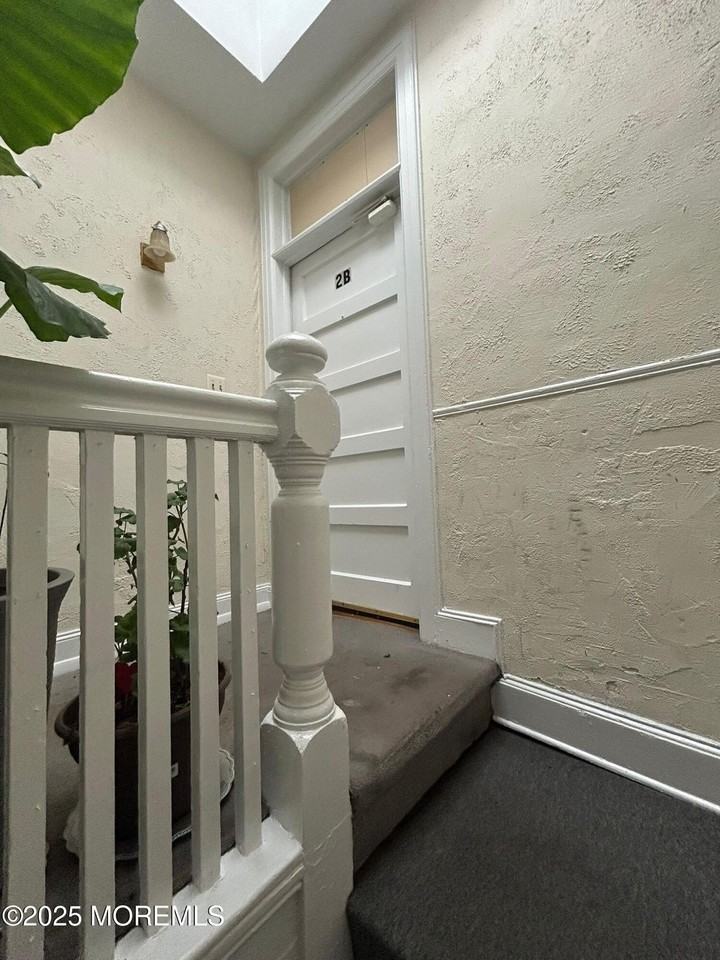 651 2nd Ave - Photo 4 of 7