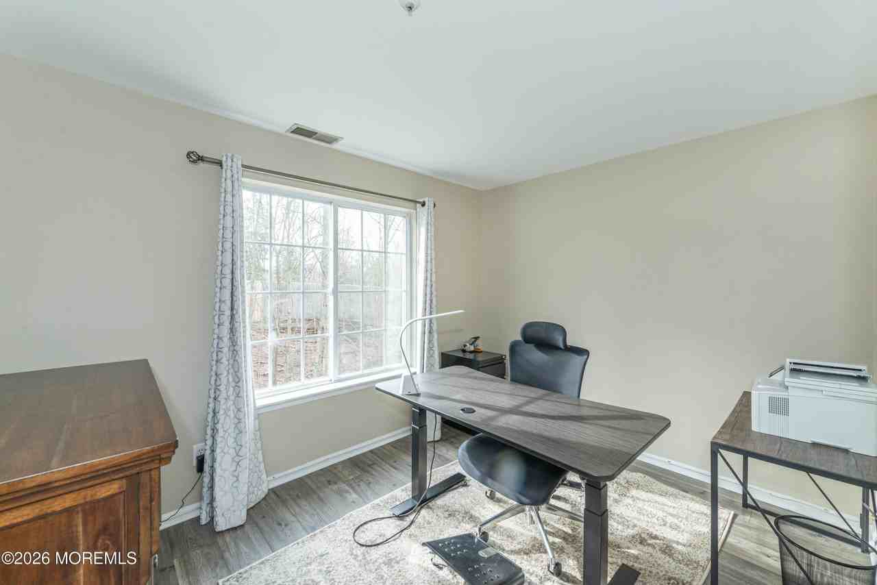 102 Village Dr - Photo 7 of 20