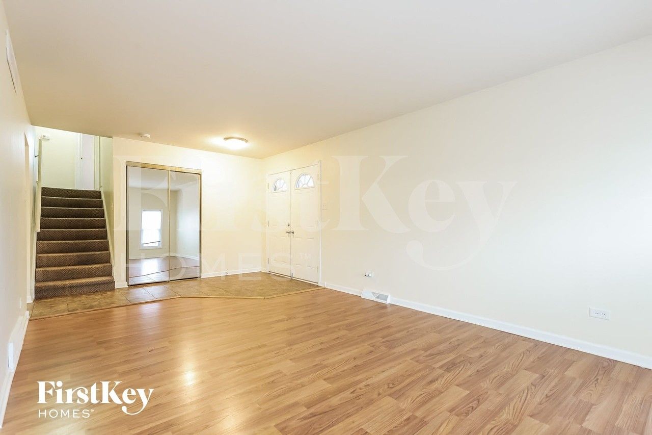 3617 177th Pl - Photo 4 of 15