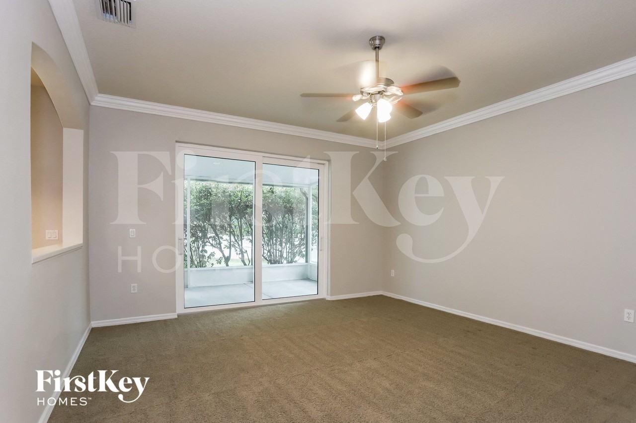 3041 Savannah Oaks Cir - Photo 2 of 15
