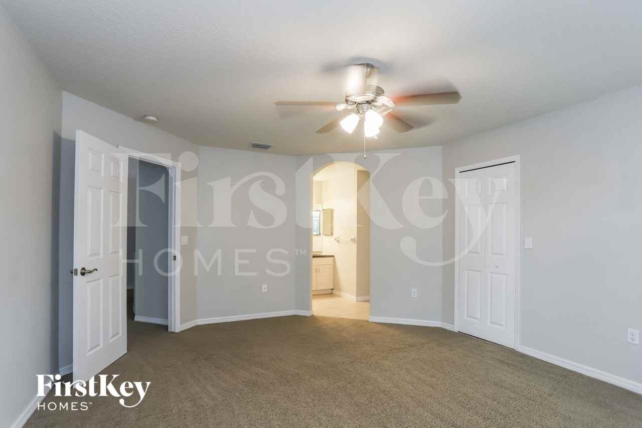 3041 Savannah Oaks Cir - Photo 6 of 15