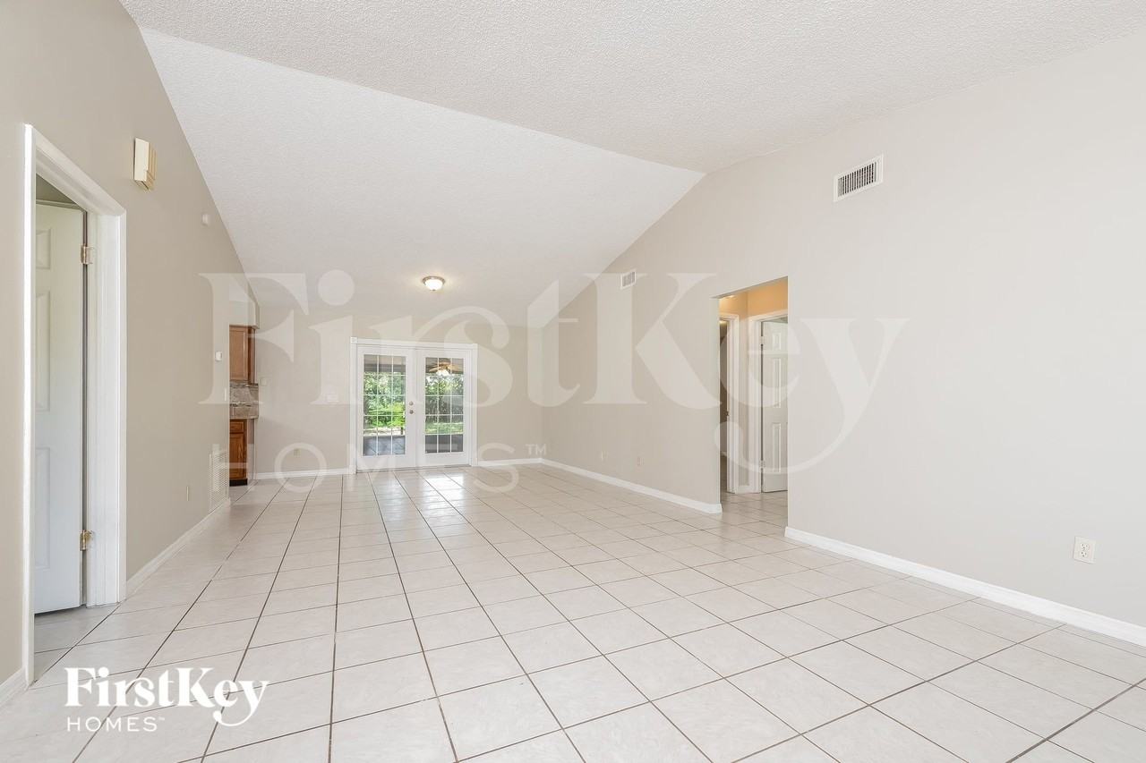 302 Sanora Blvd - Photo 3 of 16