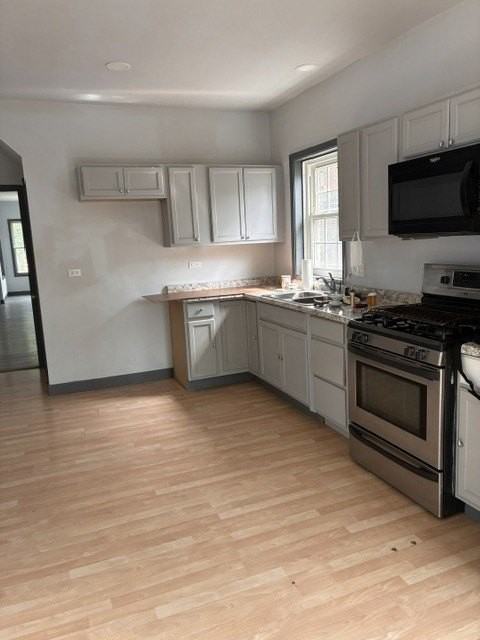 5041 W George St - Photo 5 of 14