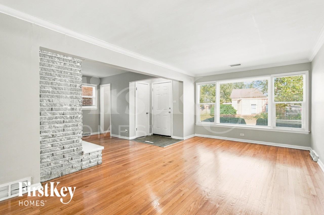 1243 W 123rd St - Photo 2 of 19