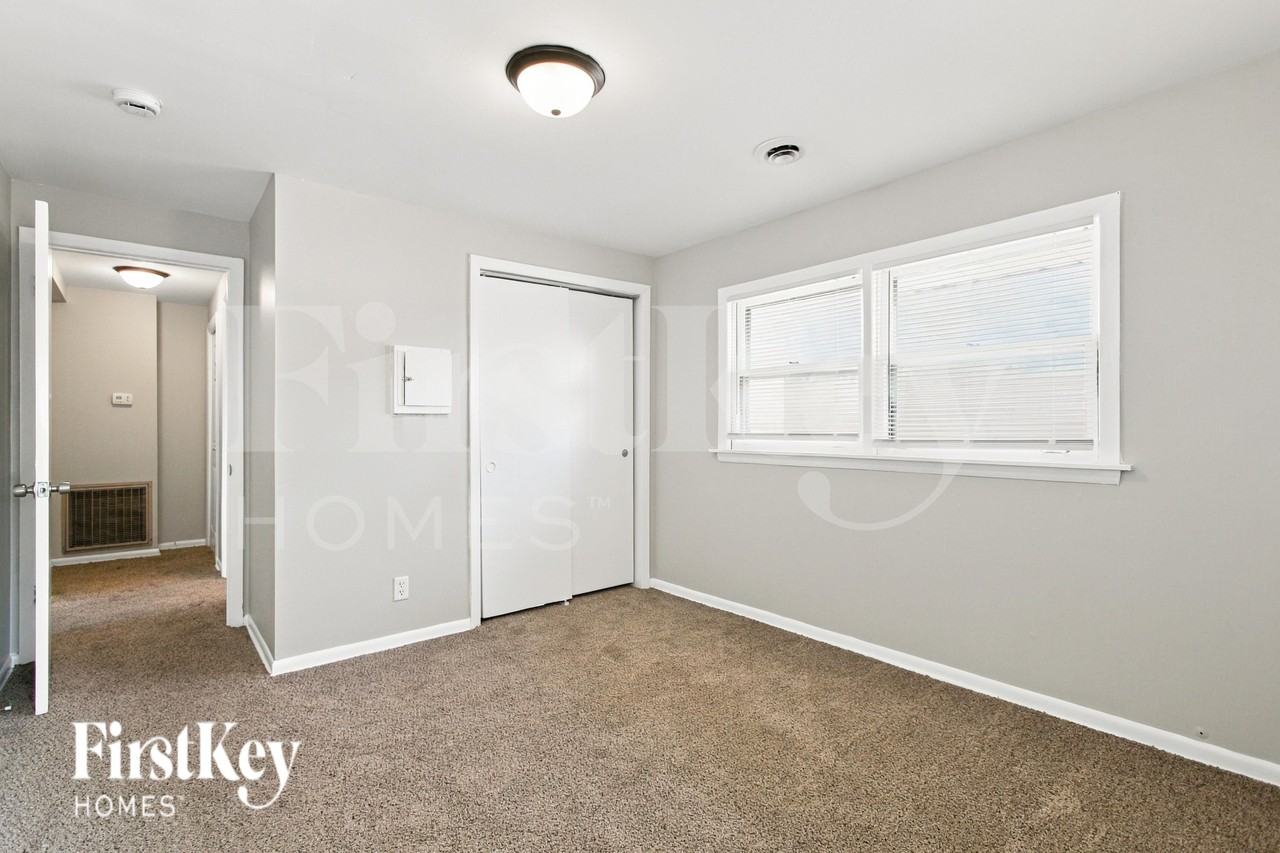 1243 W 123rd St - Photo 7 of 19