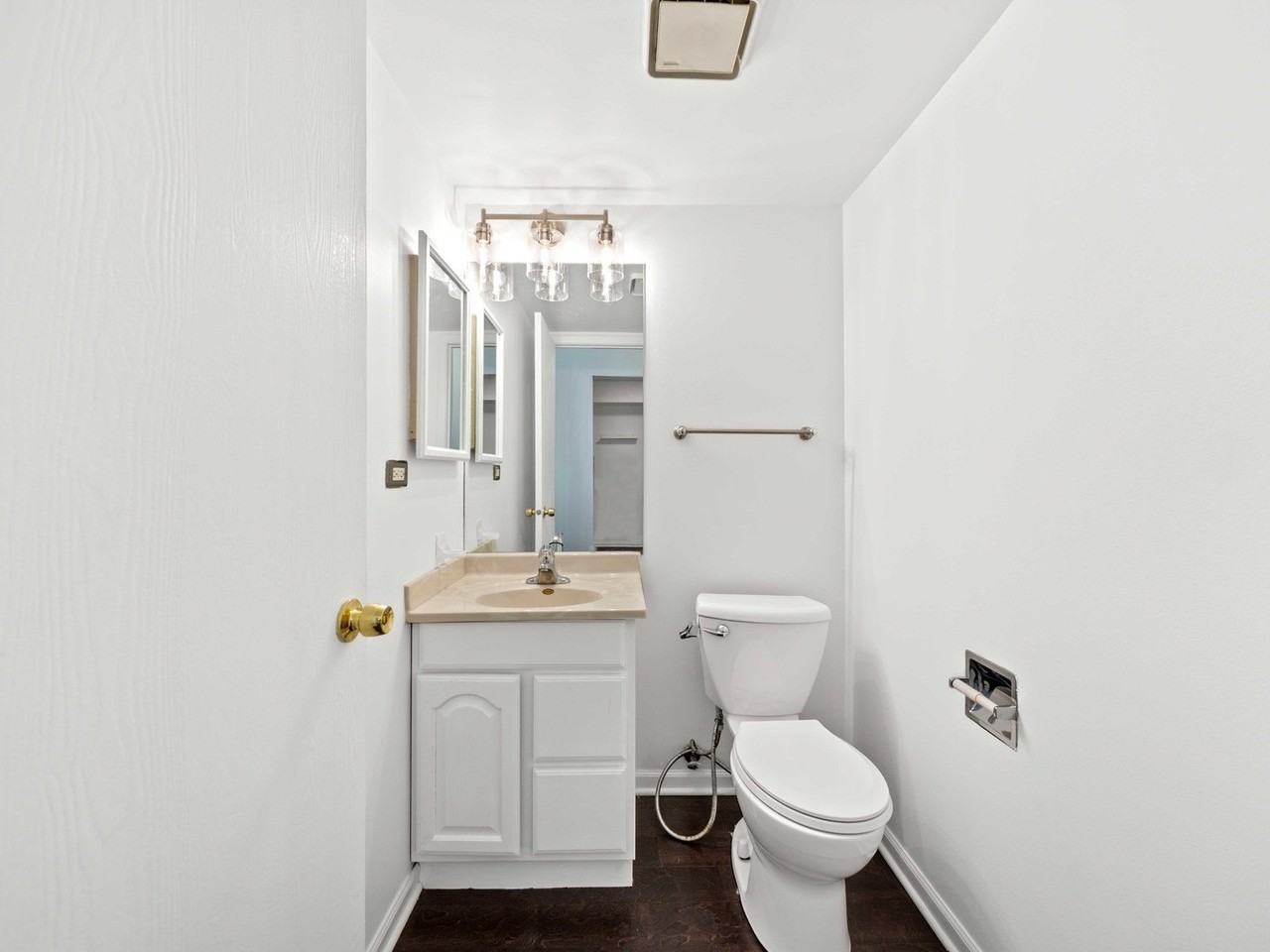 1239 S Wellington Ct #1239 - Photo 7 of 19