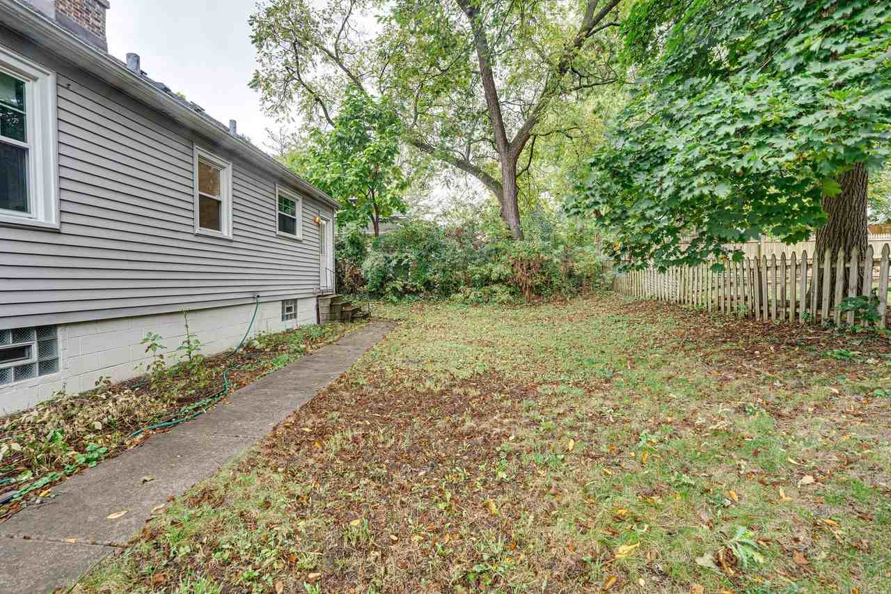 706 Michigan St - Photo 6 of 21