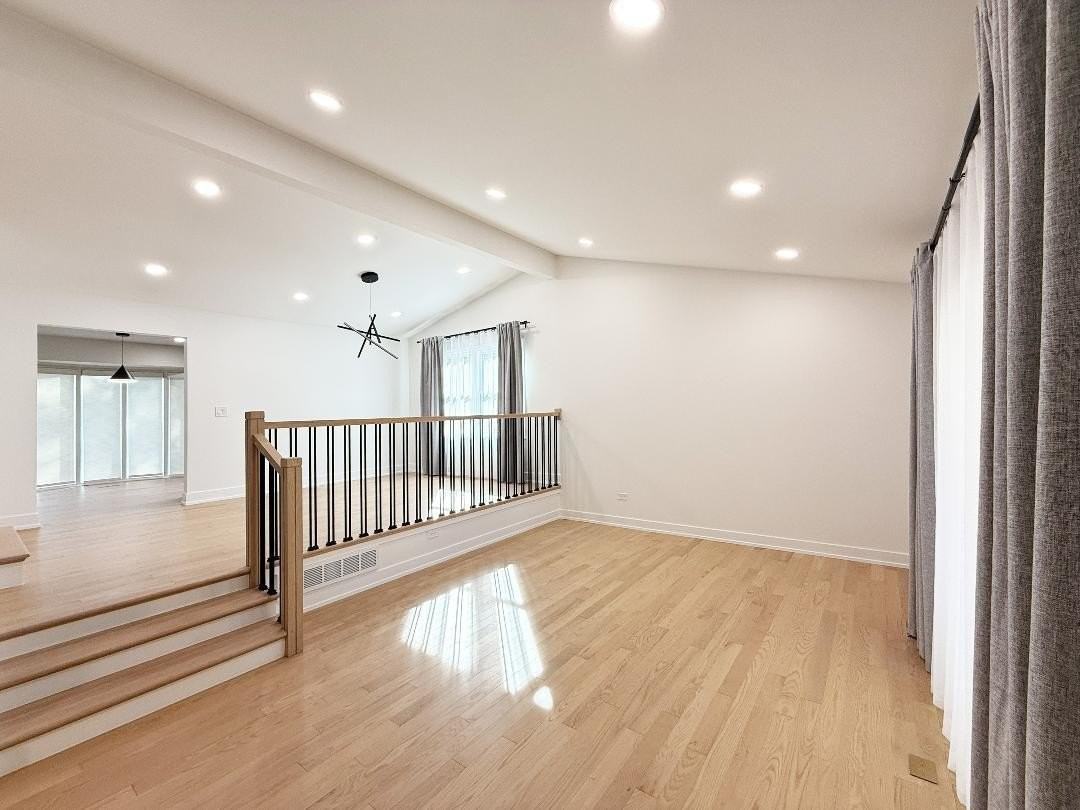 3103 N Wilshire Ln - Photo 3 of 20