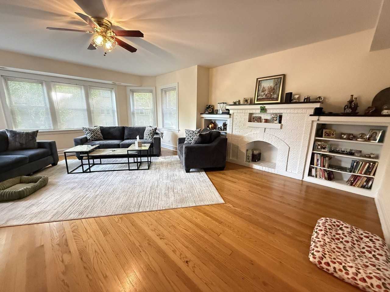 4950 N Albany Ave #1 - Photo 3 of 20