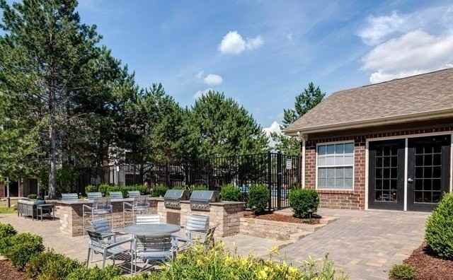 50 Sterling Cir #101 - Photo 5 of 14