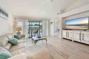 featured image of 515 Gabriel Cir #10