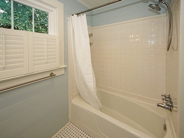 486 Woodland Shores Rd - Photo 6 of 39