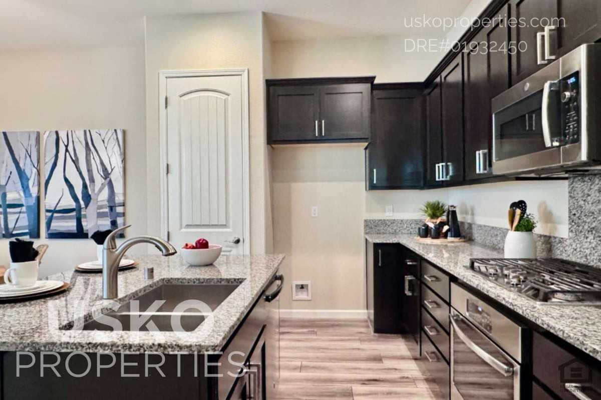 159 Alboran Sea Cir - Photo 5 of 24