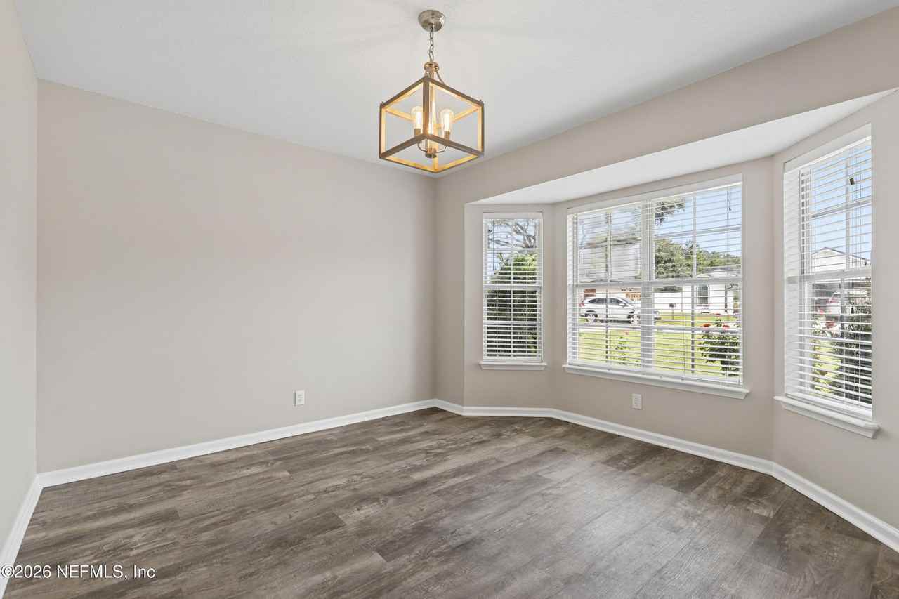 1760 Chandelier Cir W - Photo 5 of 26
