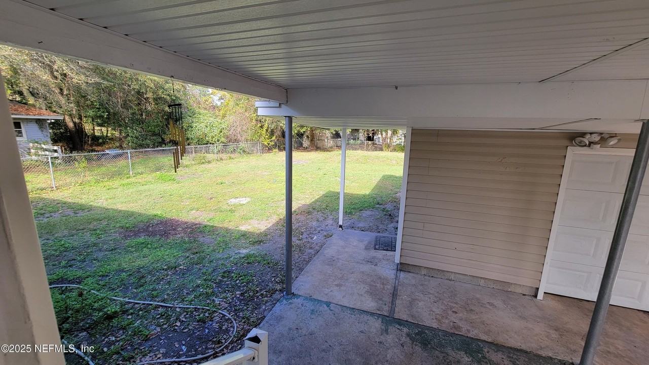 4505 Clinton Ave - Photo 3 of 20