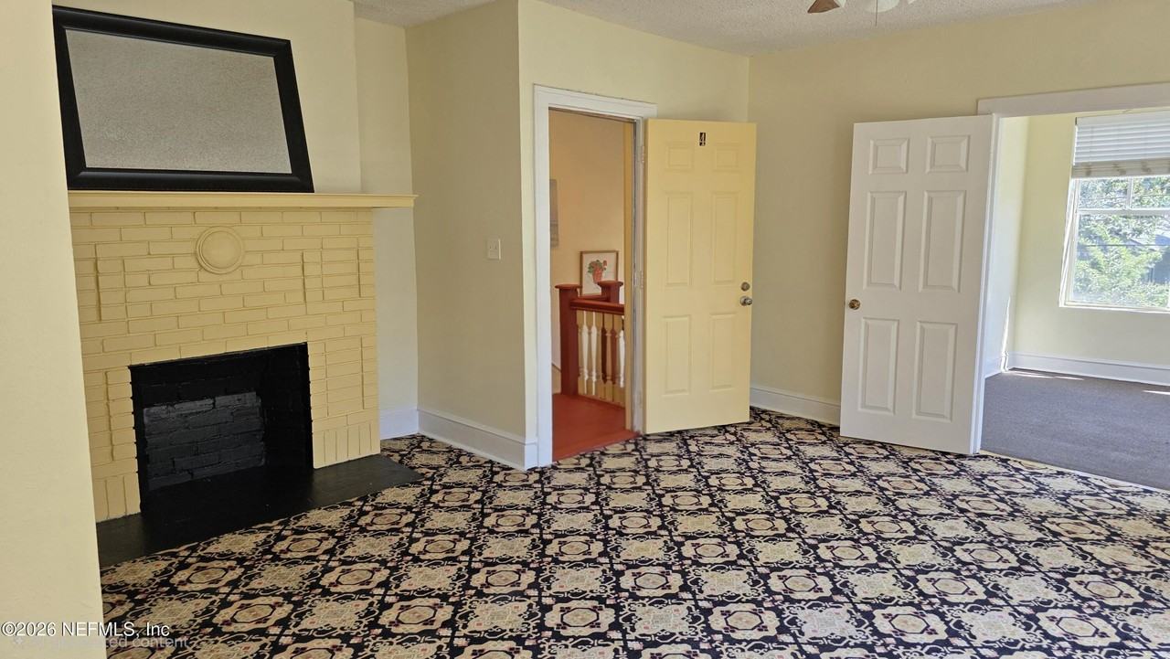 2024 Redwing St #4 - Photo 3 of 21