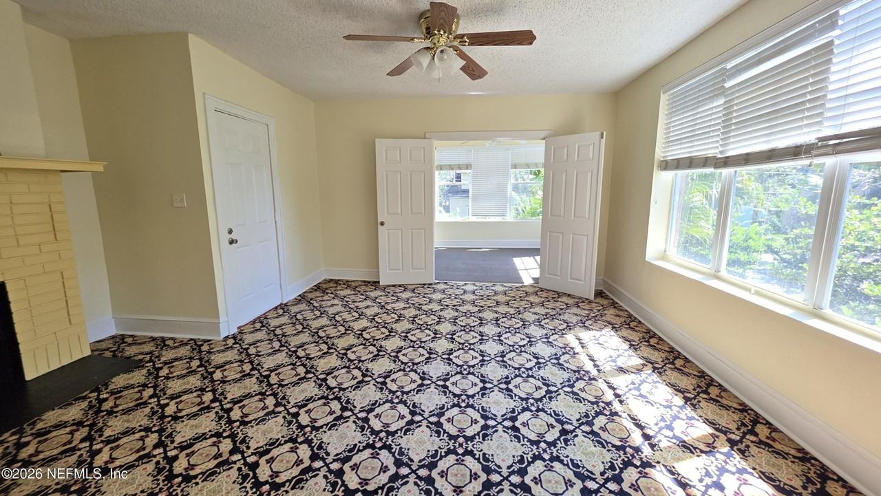 2024 Redwing St #4 - Photo 4 of 21
