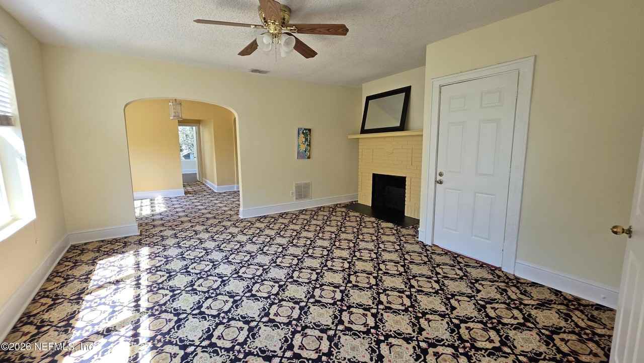 2024 Redwing St #4 - Photo 6 of 21