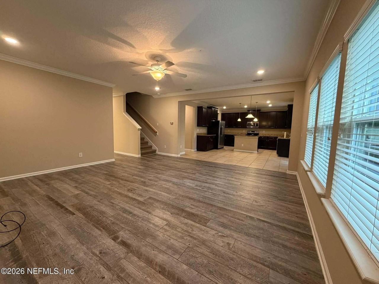 16082 Willow Bluff Ct - Photo 3 of 27
