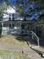 featured image of 510 N 6th St