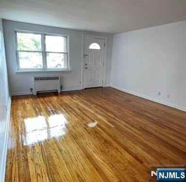 441 Lawn Ave #5 - Photo 5 of 8